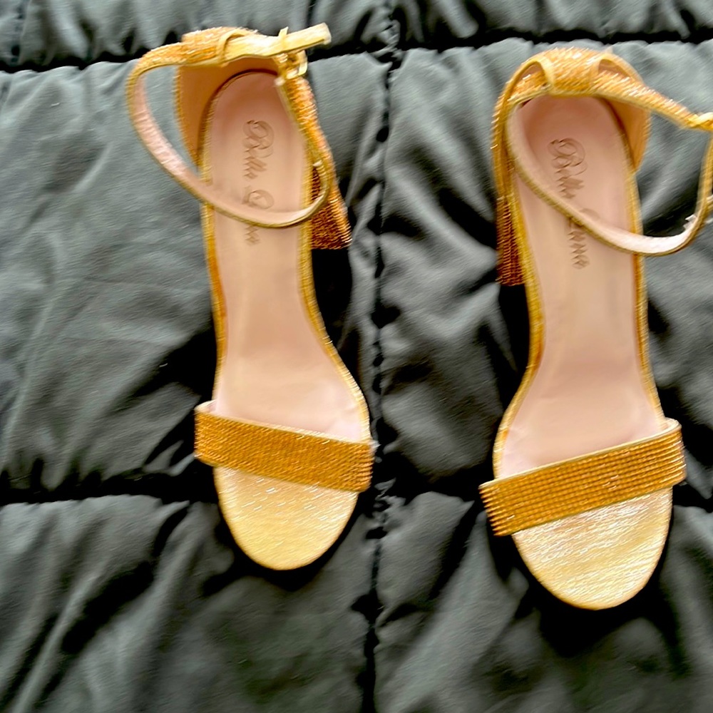 Size 8 ladies high heels sandals